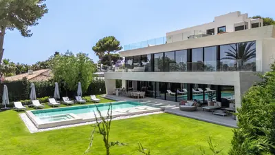 Villa in Marbella Este — 4