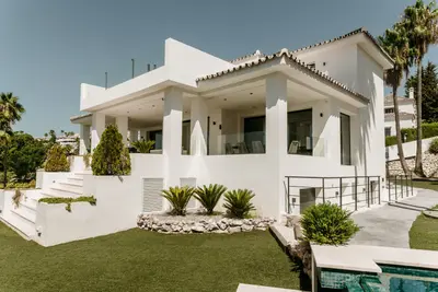 Villa in Nueva Andalucia, Marbella — 3